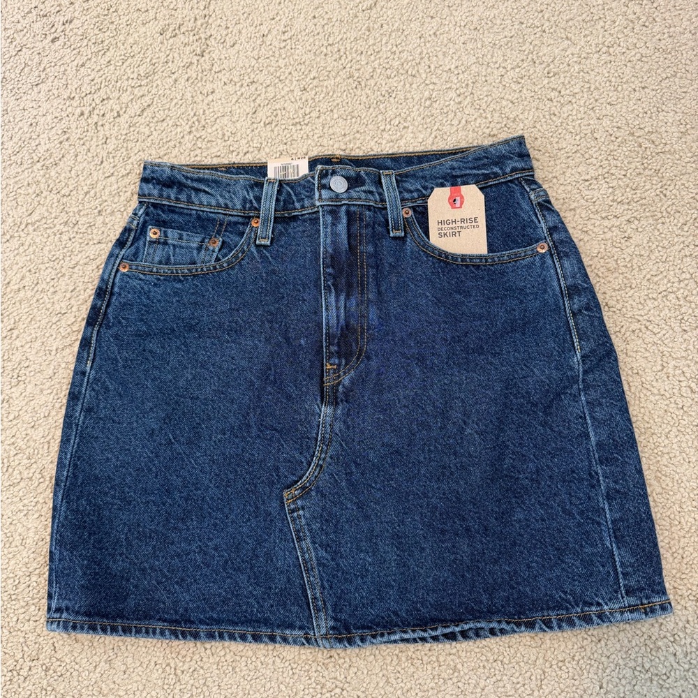 Levi’s High-Rise Deconstructed Dark Blue Denim Skirt - NEVER WORN